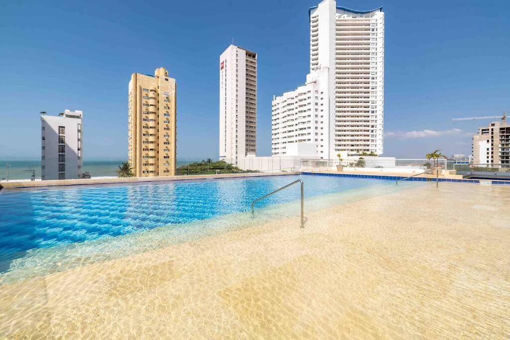 Spectacular*2bed*balcony* Ac*near Montu 1404b *