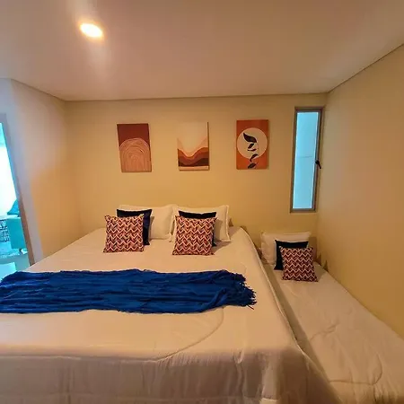 Spectacular*2bed*balcony* Ac*near Montu 1404b Apartamento *