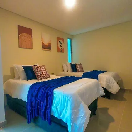 Spectacular*2bed*balcony* Ac*near Montu 1404b