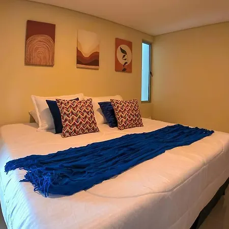 Spectacular*2bed*balcony* Ac*near Montu 1404b Apartamento